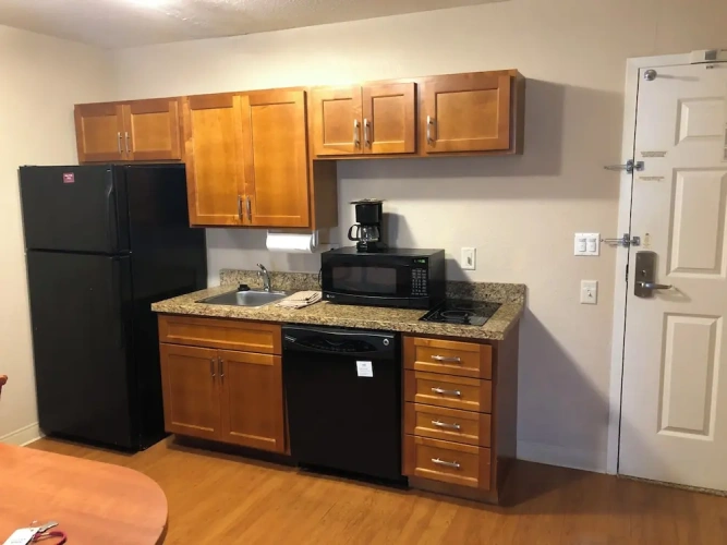 1 Bedroom Suite