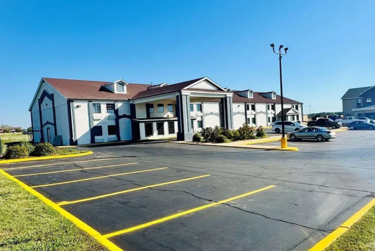 Days Inn Shawnee