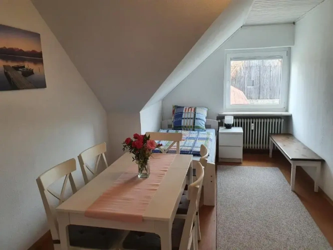 2 Bedrooms Apartment