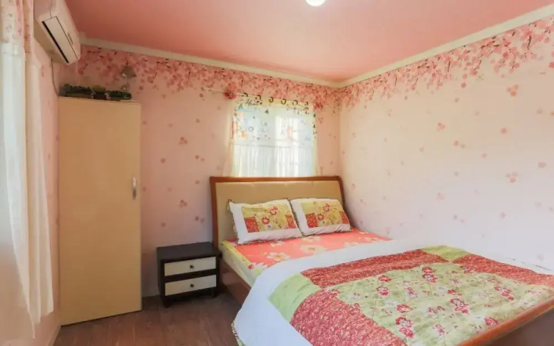 Geumsan Riverville Pension