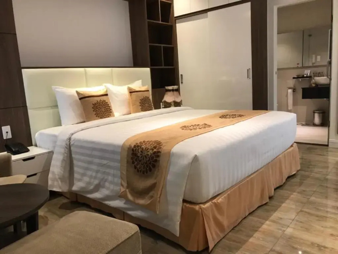 Elizabeth Hotel