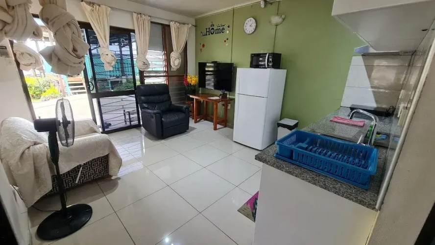 Axis Apartments