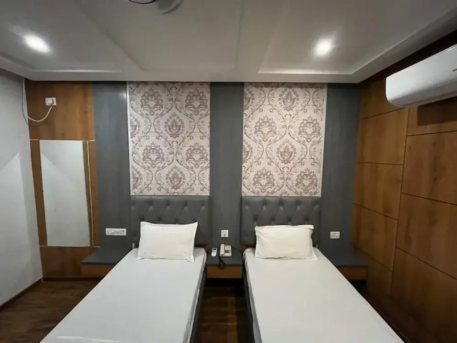 Hotel Satyam Inn