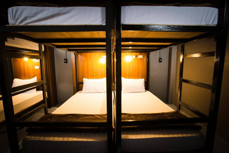 Hits Hostel