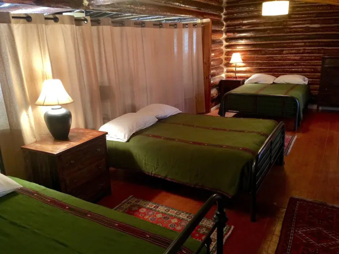 Corkins Lodge