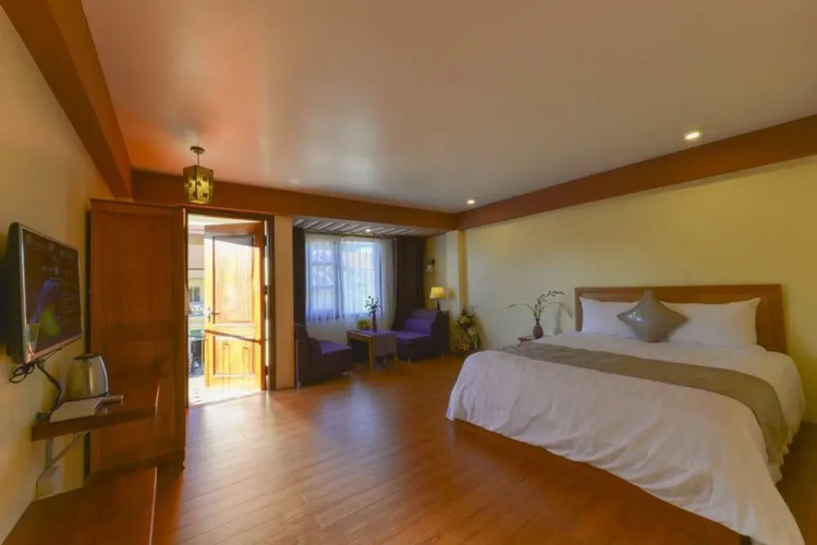 The Mountaineer Hotel