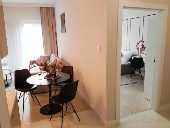 1 Bedroom Double Apartment