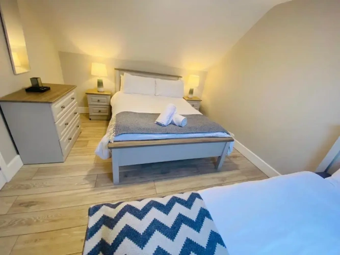 2 Bedrooms Cottage