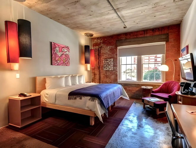 Canvas Hotel Dallas