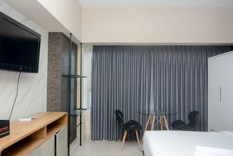 Simply Studio at Springlake Summarecon Apartment