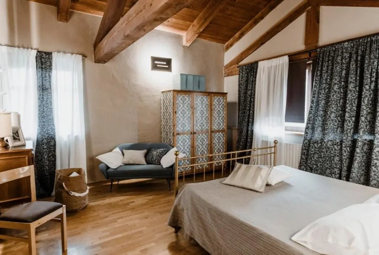 Standard Double room with view
