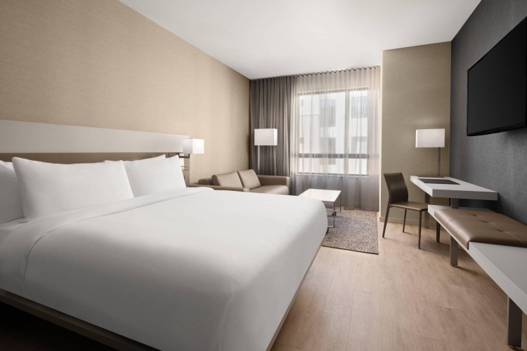 Standard Double room with city view
