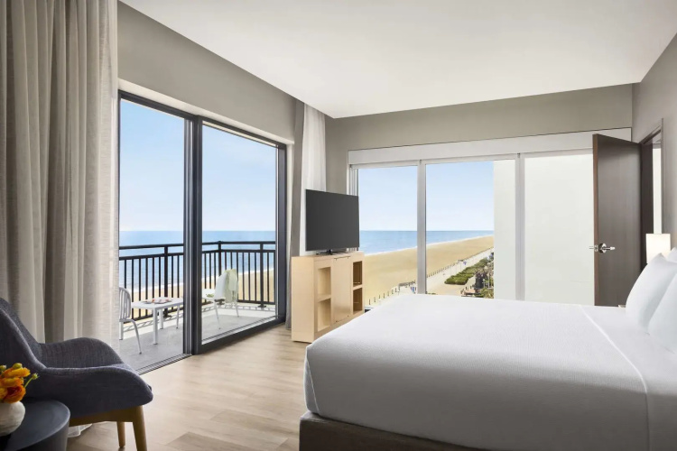 Hyatt Place Virginia Beach / Oceanfront