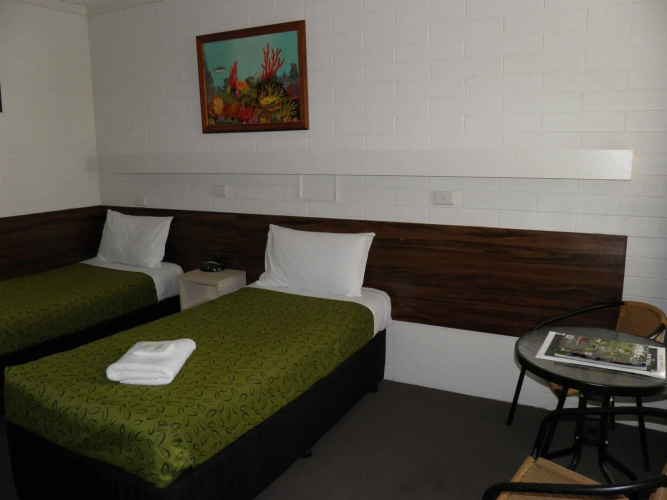 7th Street Motel