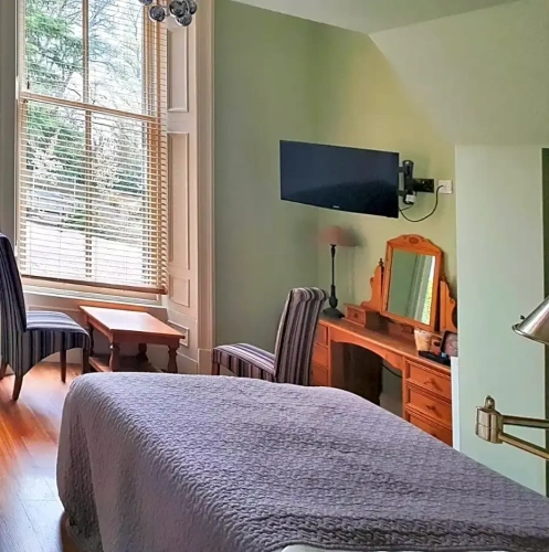 Standard room with view