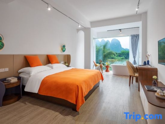 Standard Double room with mountain view