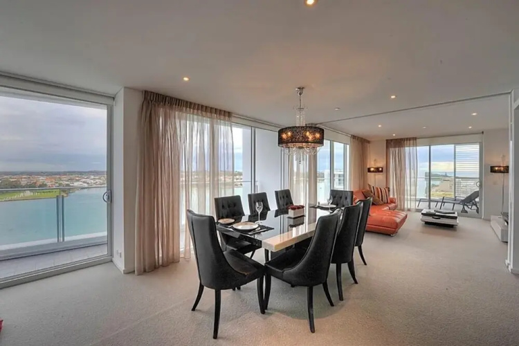 Bridgepoint 1105