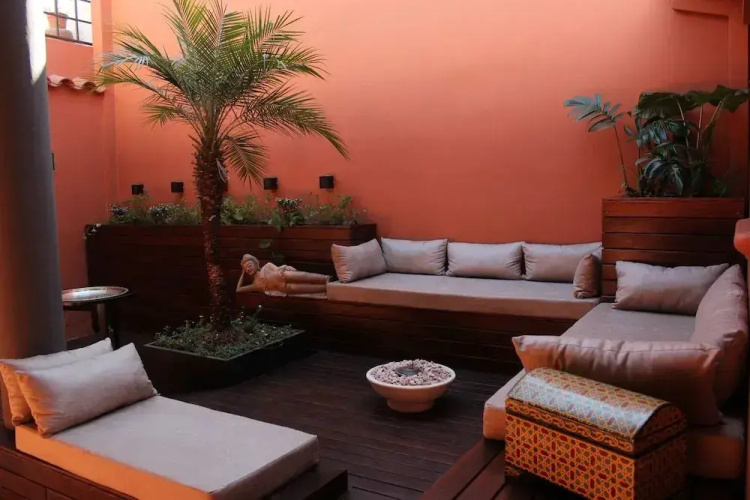 Pristmata Suites