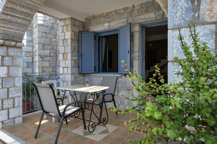 Taletos Apartments
