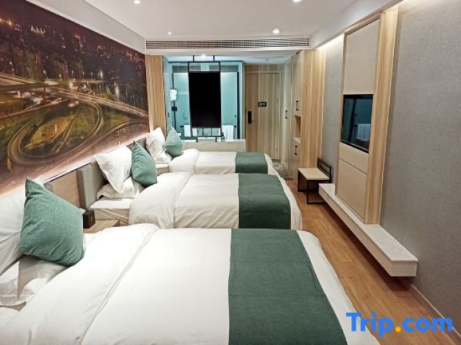 Triple Family Suite
