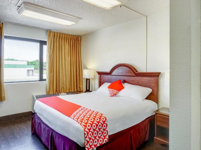 1 Bedroom Suite