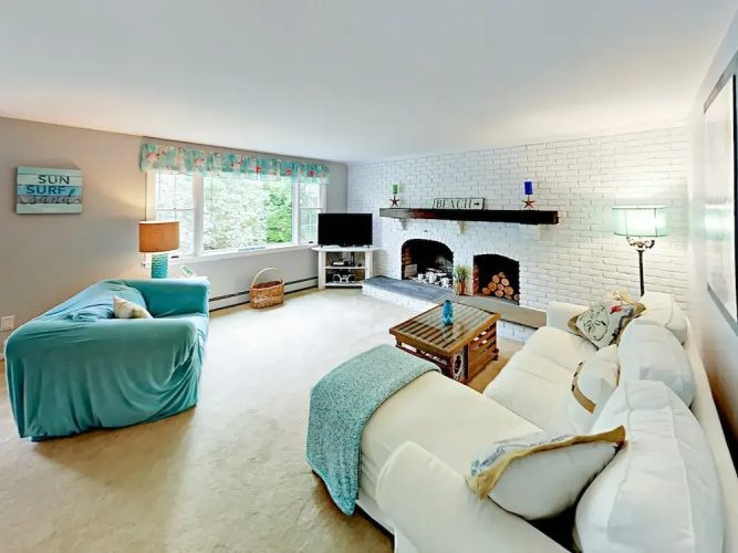 40 Epanow Rd Home