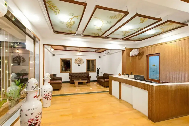 Hotel Sapphire