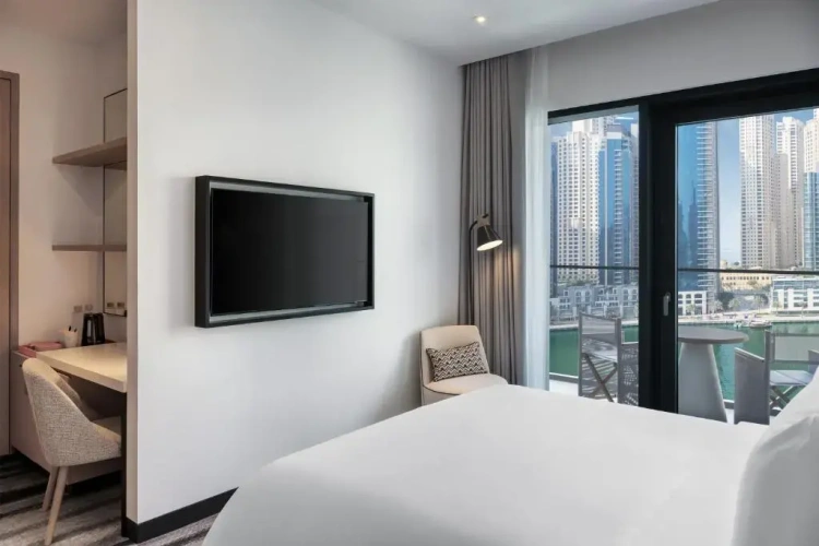 Deluxe Double room with marina view