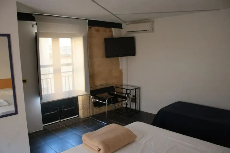 Casa lerux