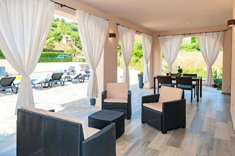 Deluxe Double room with garden view