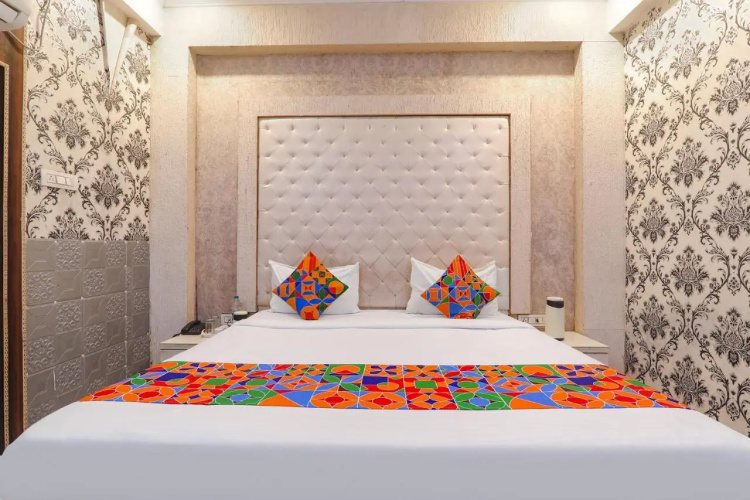 Fabhotel Triveni