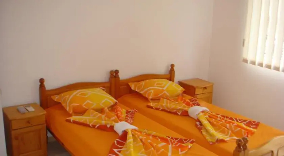 Demirevi Guest House