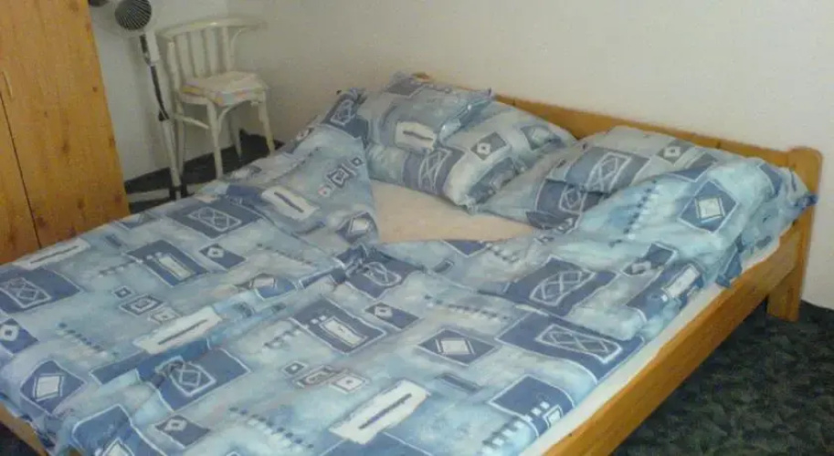Hársfaapartman és vendégház