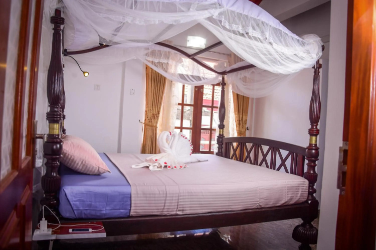 Channa Villa & Tours