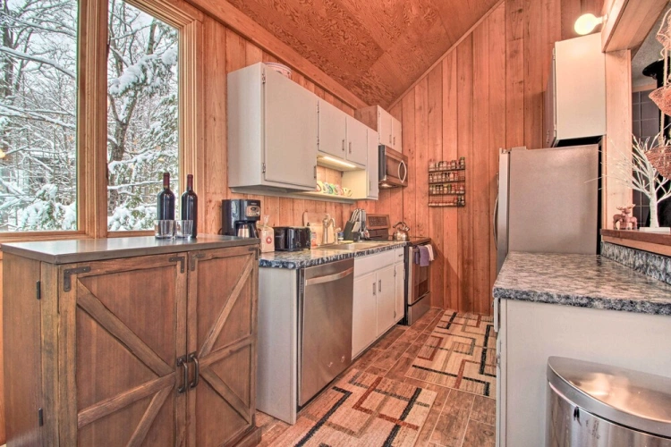3 Bedrooms Cottage