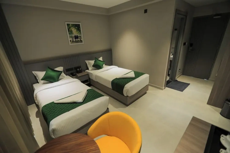 Premium Double room with city view
