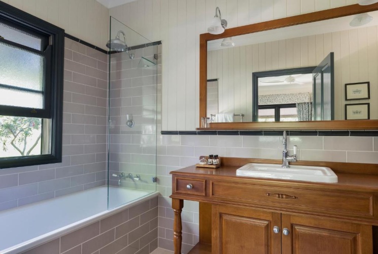 2 Bedrooms Cottage
