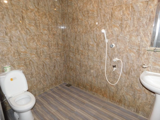 Comfort room