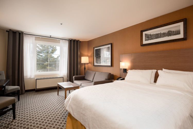 Holiday Inn Express & Suites Tremblant photo 6