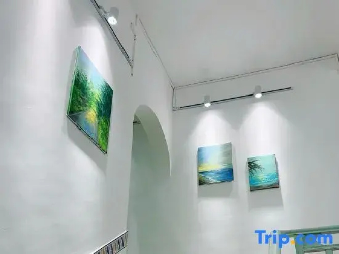 Qinghai Bay Scenic Apartment