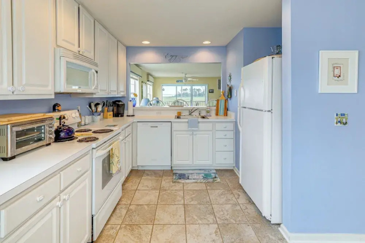 Swim, Boat & Explore: Marsh-front Gem in Delaware!