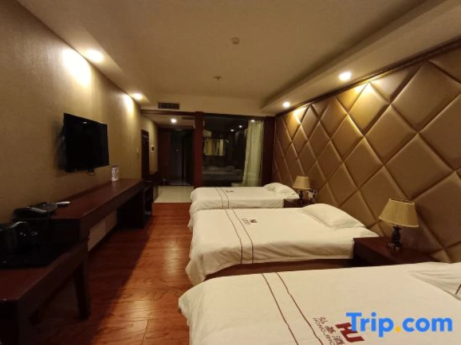 Deluxe Triple room