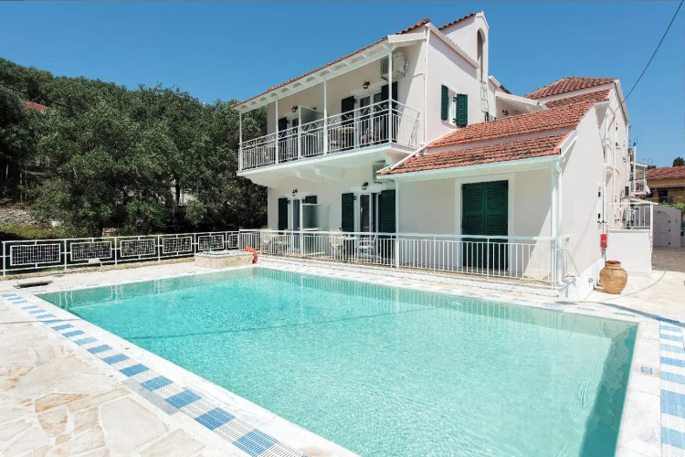 Marika Apartments