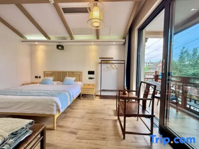 Standard Double room with balcony