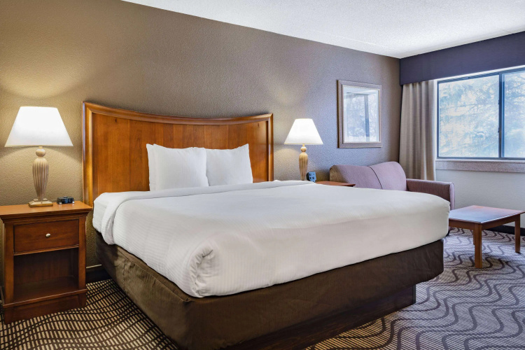 La Quinta Inn & Suites by Wyndham Minneapolis-Minnetonka