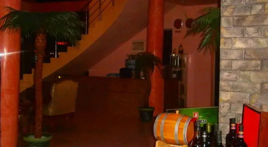 Cabana Hotel