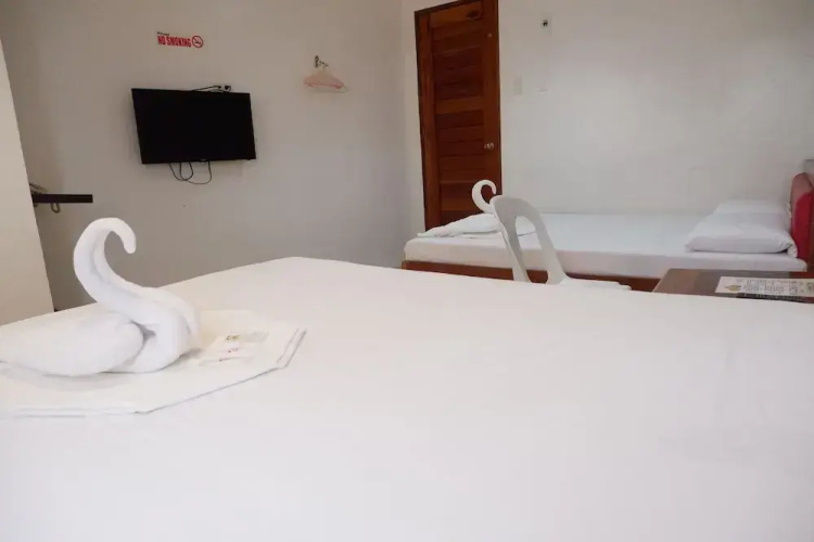 FB Budgetel Suites
