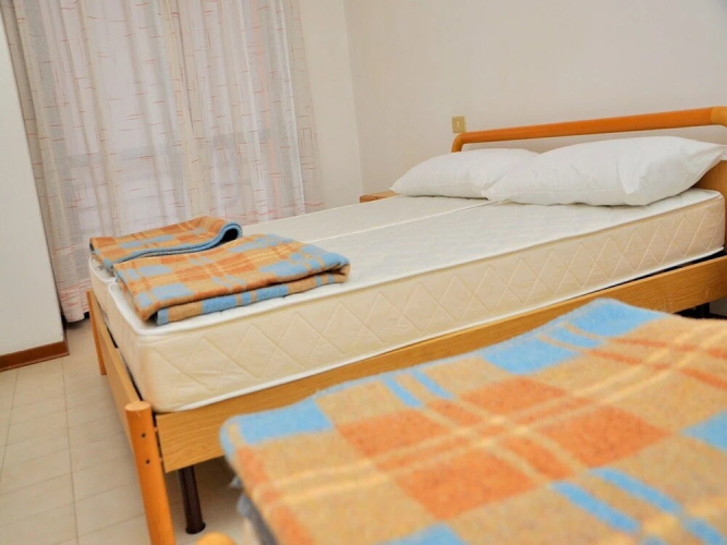 Comfortable Flat With Terrace 100m From the Beach