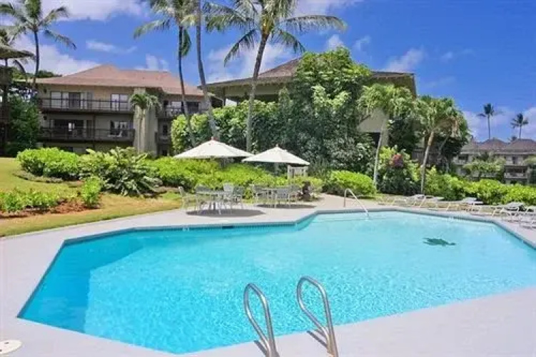 Castle Lanikai Resort