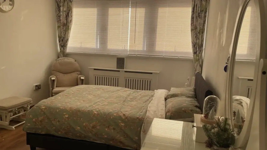 Remarkable 2-bed Apartment in Nottingham